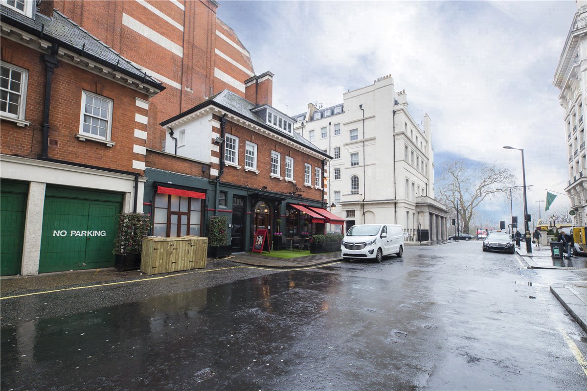 1 bedroom Flat, North Row, London, W1K - Sold, Image 2