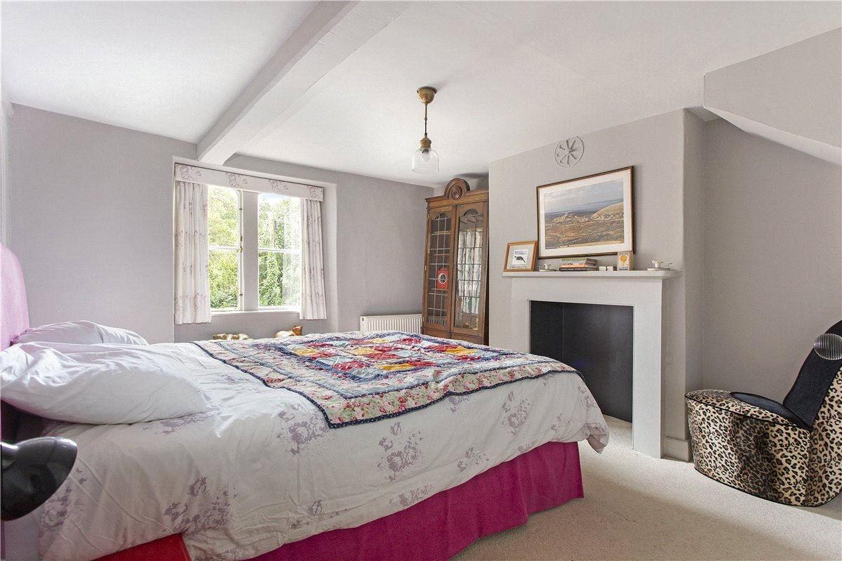 8 bedroom House, Castlefields, Calne, SN11 - Available, Image 11