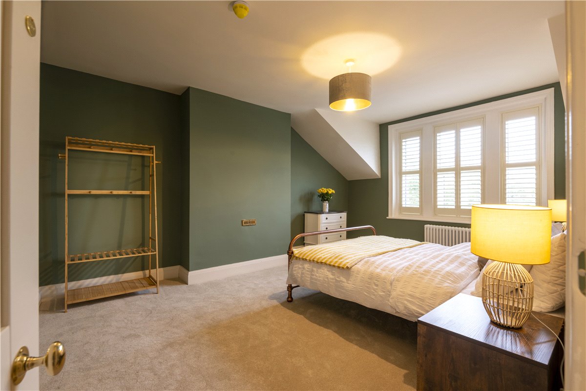 6 bedroom House, Harlow Moor Drive, Harrogate, HG2 - Let Agreed, Image 19