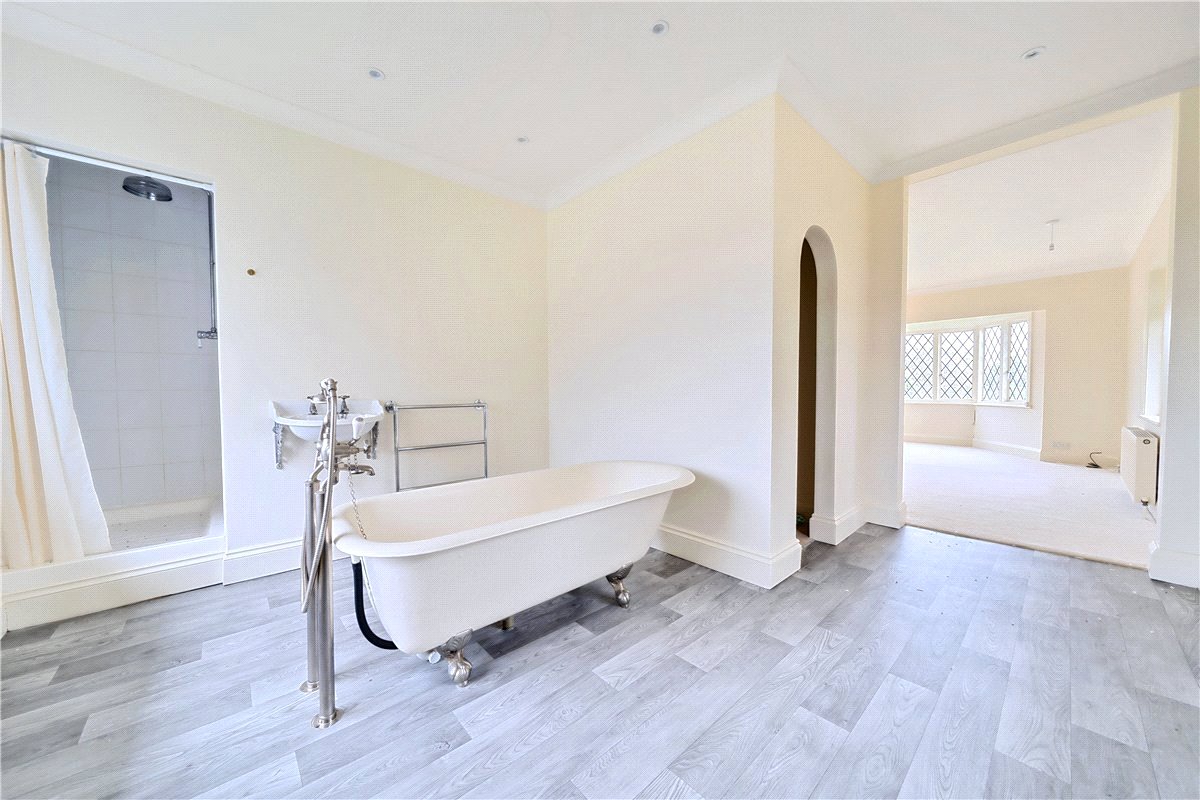 4 Bedroom Single Family Home/House's Image 7