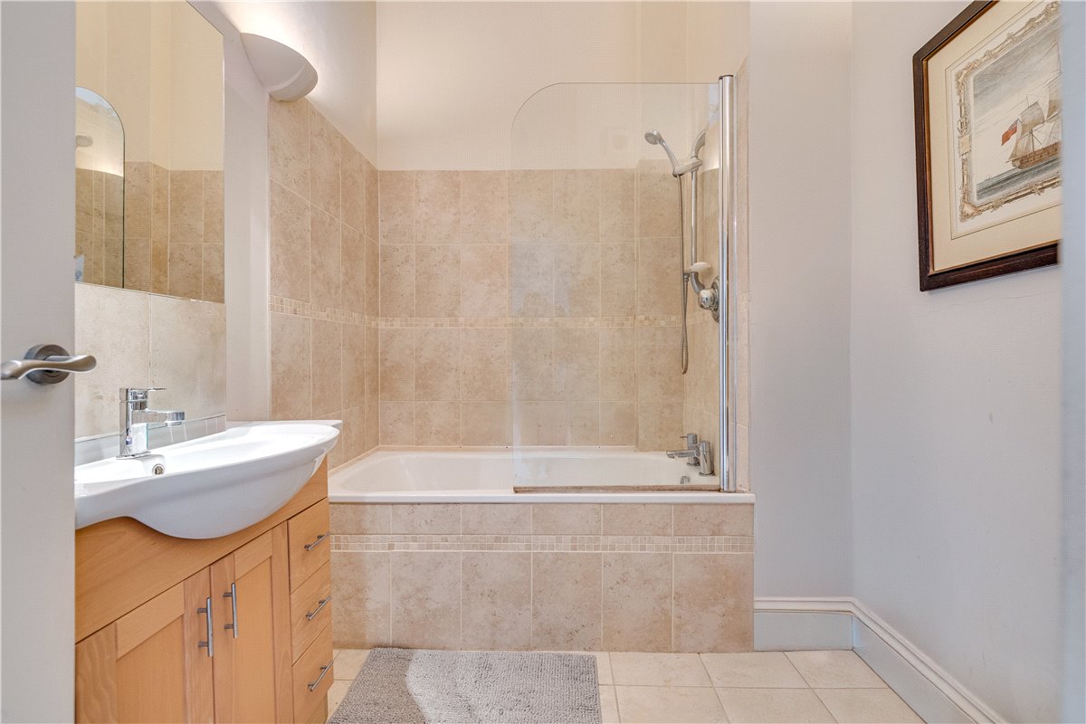 1 bedroom Flat, Clapham Common North Side, London, SW4 - Sold, Image 8