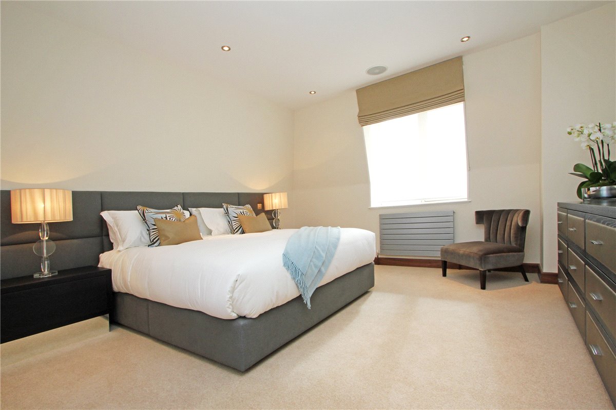 3 bedroom Flat, Tarnbrook Court, 9 Holbein Place, SW1W - Available, Image 10