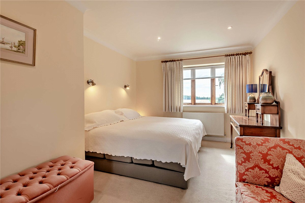 5 bedroom House, York Road, Wetherby, LS22 - Available, Image 9