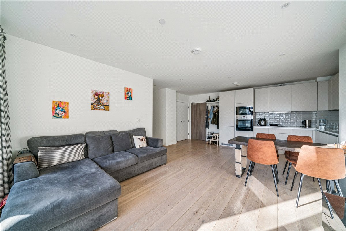 2 bedroom Flat, Beatrice Place, London, SW19 - Under Offer