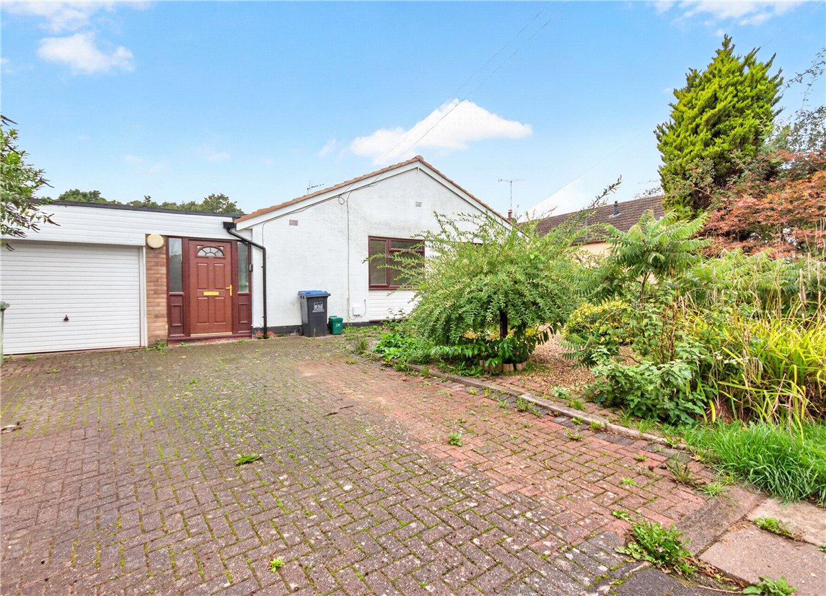 3 bedroom Bungalow, Hodgetts Lane, Burton Green, CV8 - Available