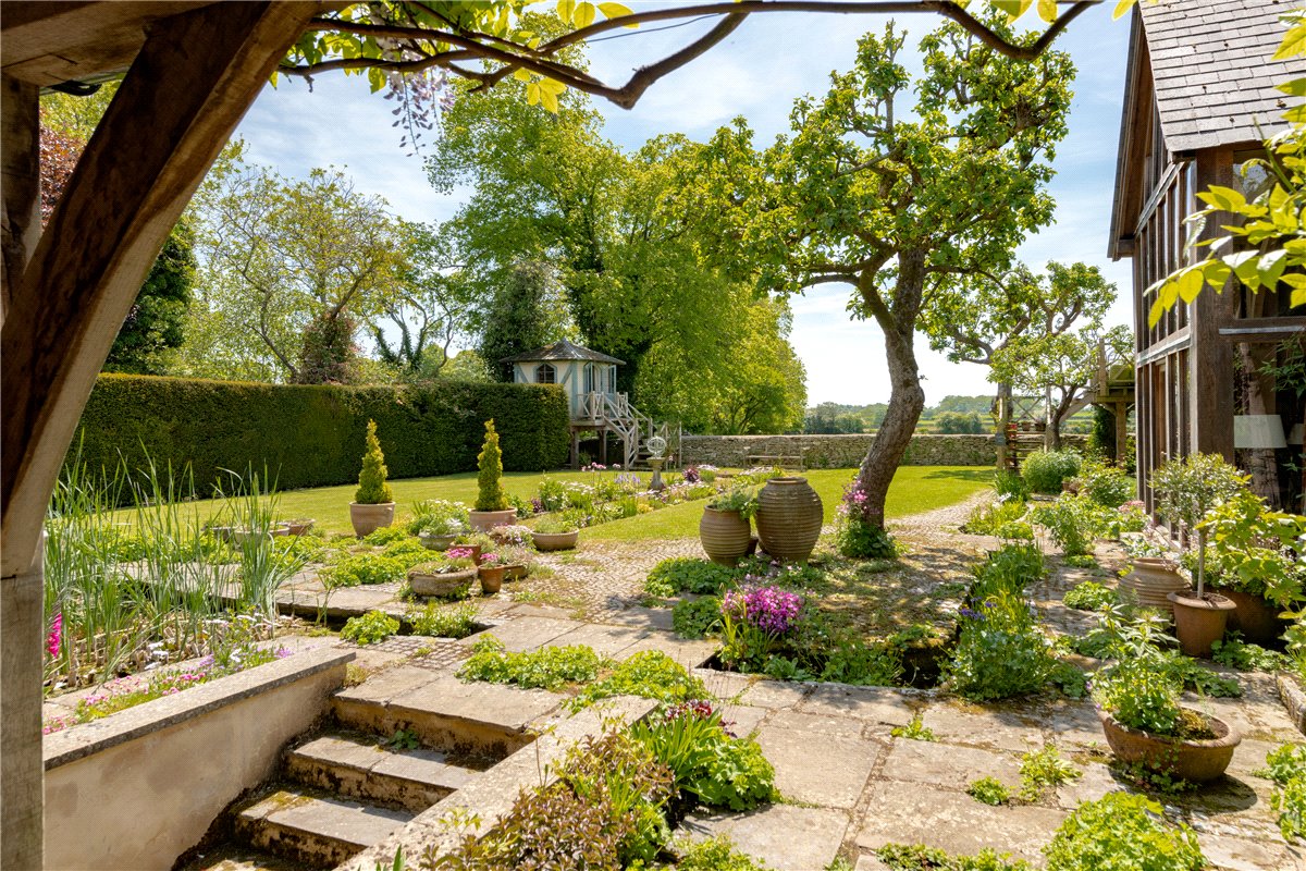 5 bedroom House, Church Road, Biddestone, SN14 - Available, Image 4