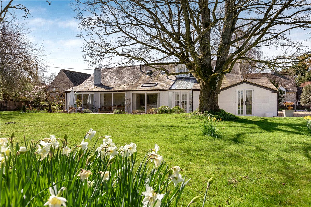 6 bedroom House, Church Road, Hinton Waldrist, SN7 - Available