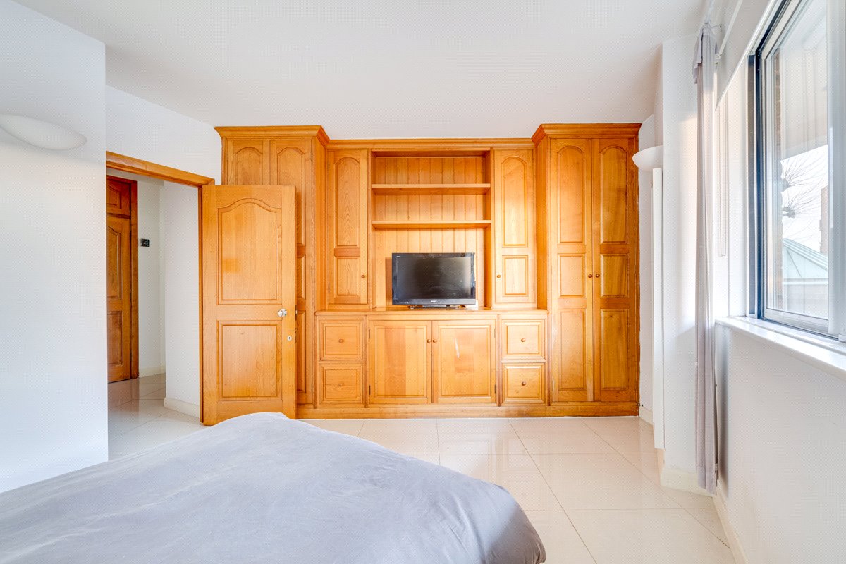 2 bedroom Flat, Stevenage Road, London, SW6 - Let Agreed, Image 6