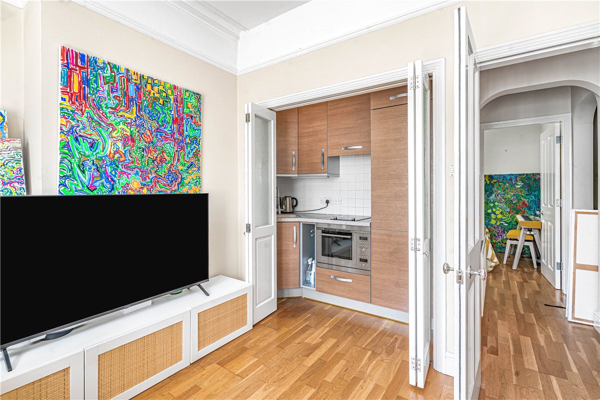 1 bedroom Flat, Walton Crescent, Oxford, OX1 - Let Agreed, Image 2