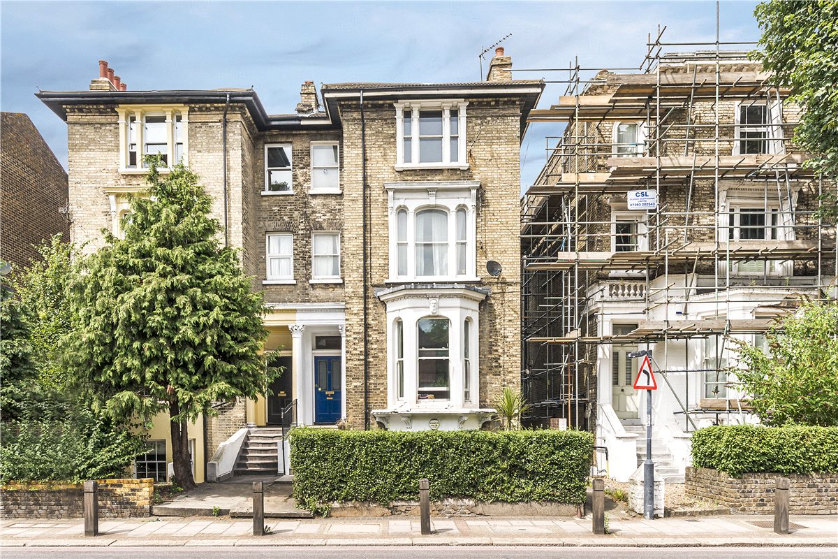 2 bedroom Flat, North Side Wandsworth Common, London, SW18 - , Image 20