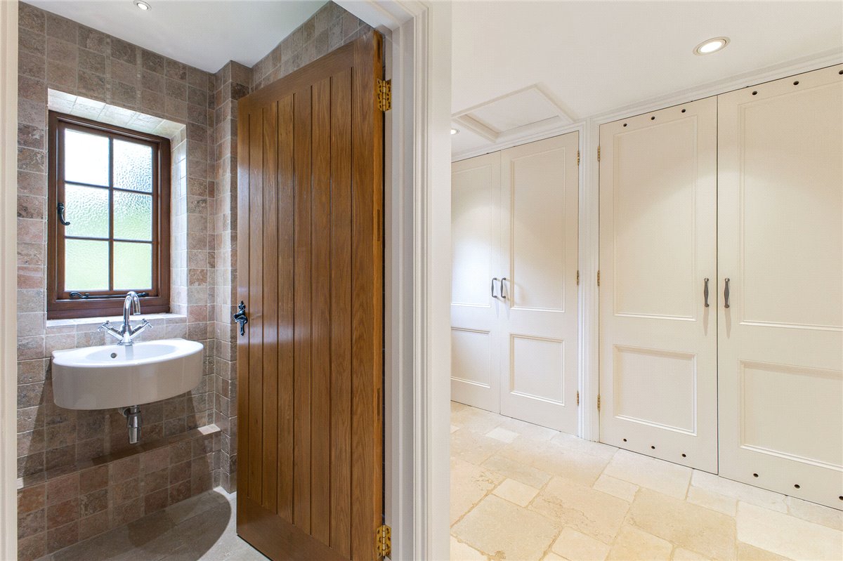 4 bedroom House, Broome Manor Lane, Swindon, SN3 - Sold, Image 9