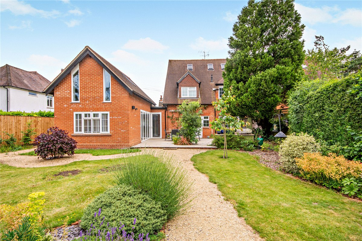 4 bedroom House, Battery End, Newbury, RG14 - Sold STC