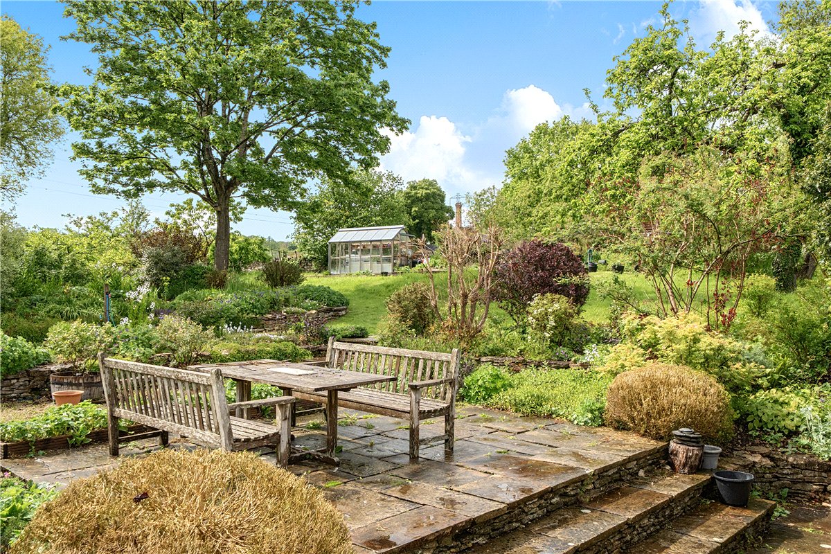 3 bedroom House, Slaughterford, Chippenham, SN14 - Available, Image 3