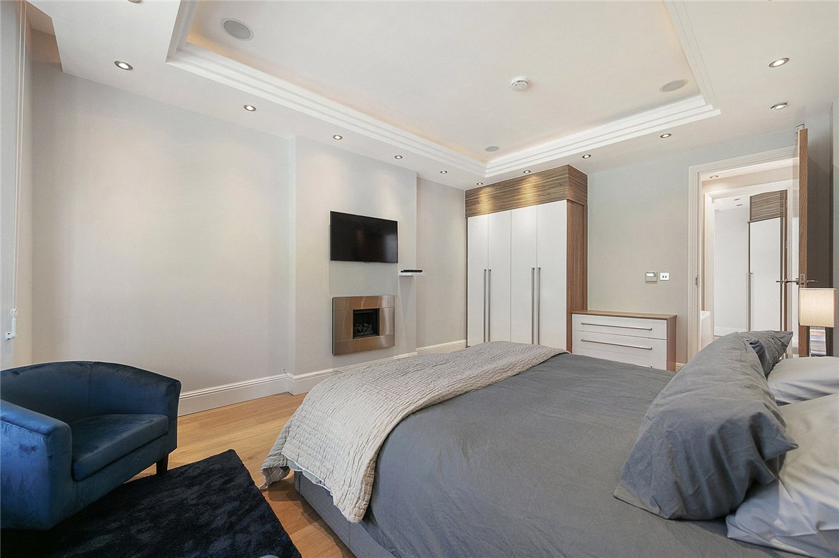 5 bedroom House, Fulham Palace Road, Fulham, SW6 - Available, Image 23