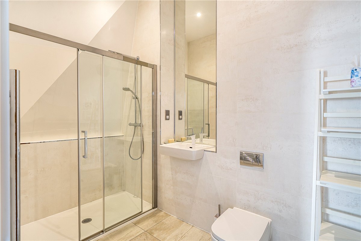 2 bedroom Flat, Western Terrace, Victoria Bridge Road, BA2 - Available, Image 12
