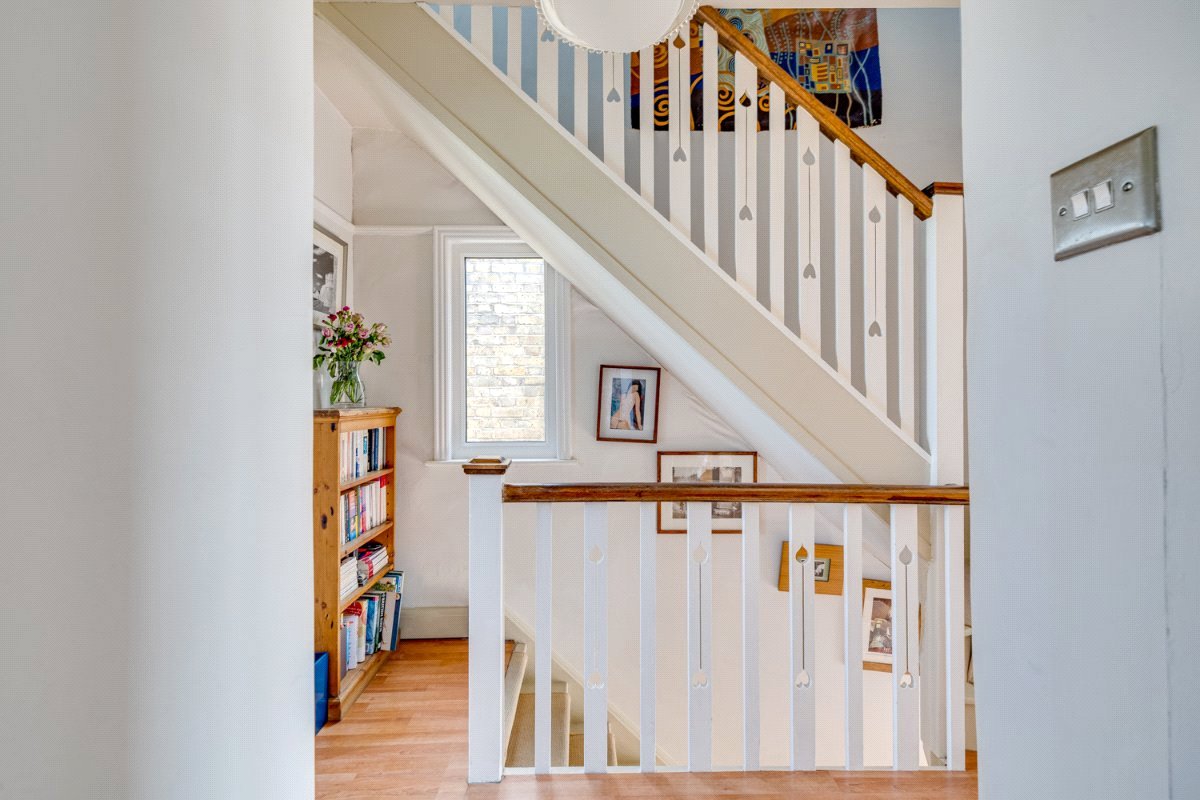 4 bedroom House, Kingsway, London, SW14 - Available, Image 14