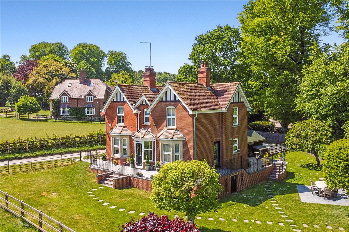 4 bedroom House, Russley Park, Baydon, SN8 - Sold, Image 20