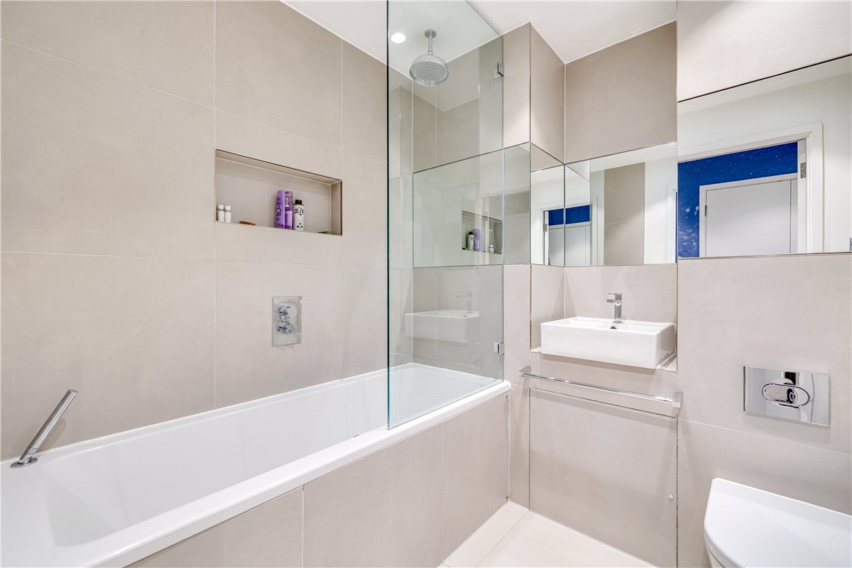1 bedroom Flat, Buckhold Road, London, SW18 - Sold, Image 12
