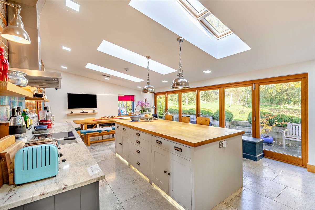 4 bedroom House, Long Lane, Shaw, RG14 - Sold STC, Image 5