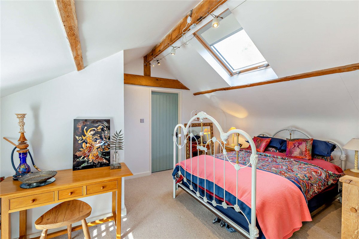 4 bedroom House, Long Lane, Shaw, RG14 - Sold STC, Image 2