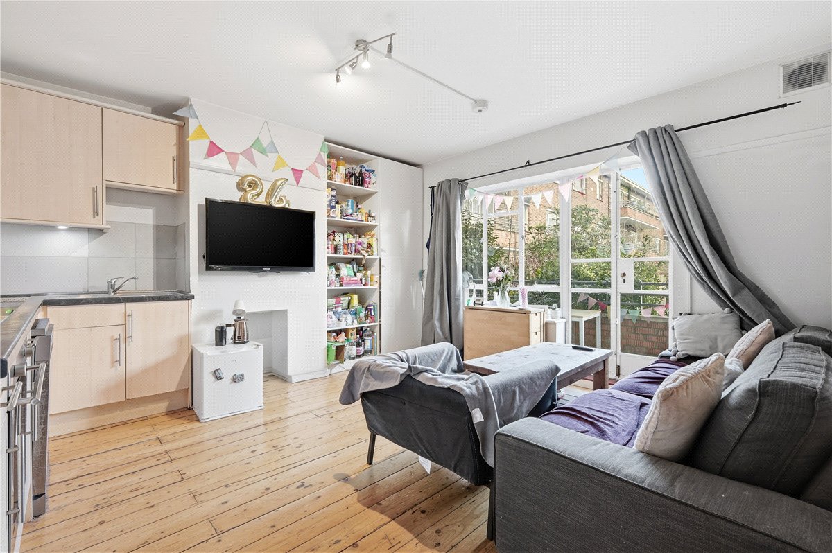 4 bedroom Flat, Bolingbroke Grove, London, SW11 - Sold STC