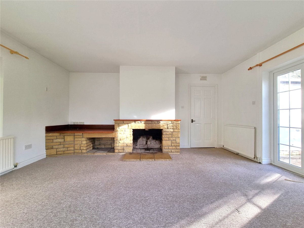 3 bedroom Bungalow, Everleigh, Marlborough, SN8 - , Image 1