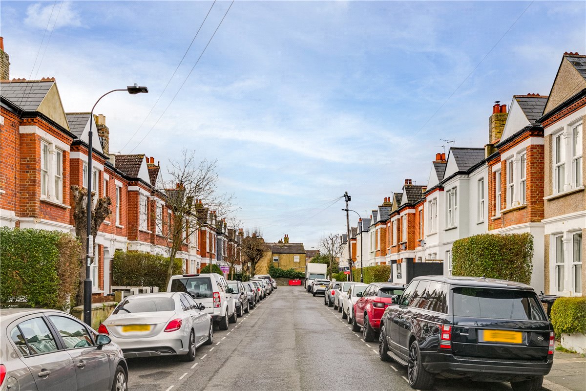 3 bedroom Flat, Danehurst Street, London, SW6 - Available, Image 2