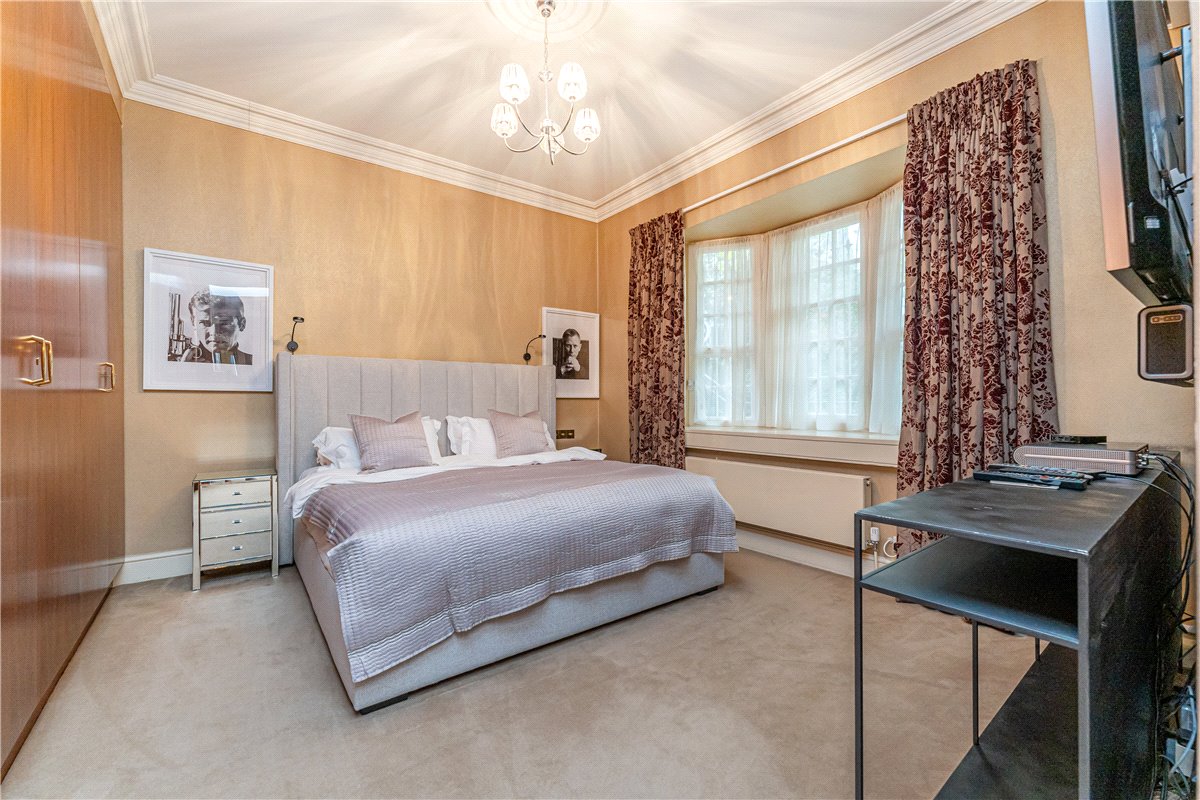 4 bedroom House, North Audley Street, Mayfair, W1K - Available, Image 4