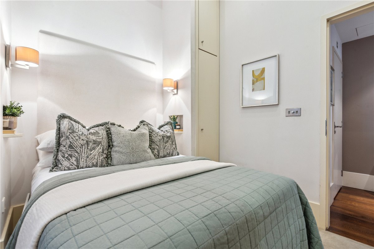 1 bedroom Flat, Maddox Street, London, W1S - Sold, Image 1