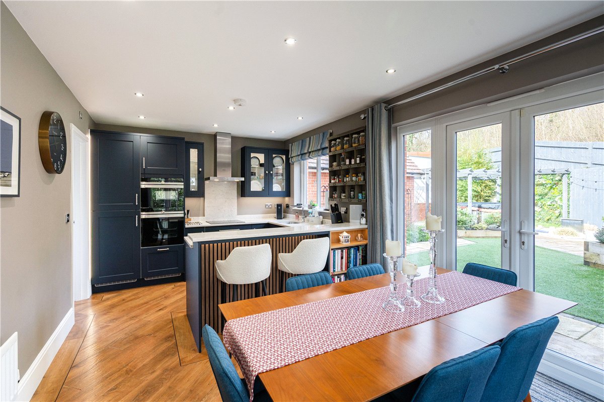 3 bedroom House, Garside Way, Marlborough, SN8 - Sold, Image 5