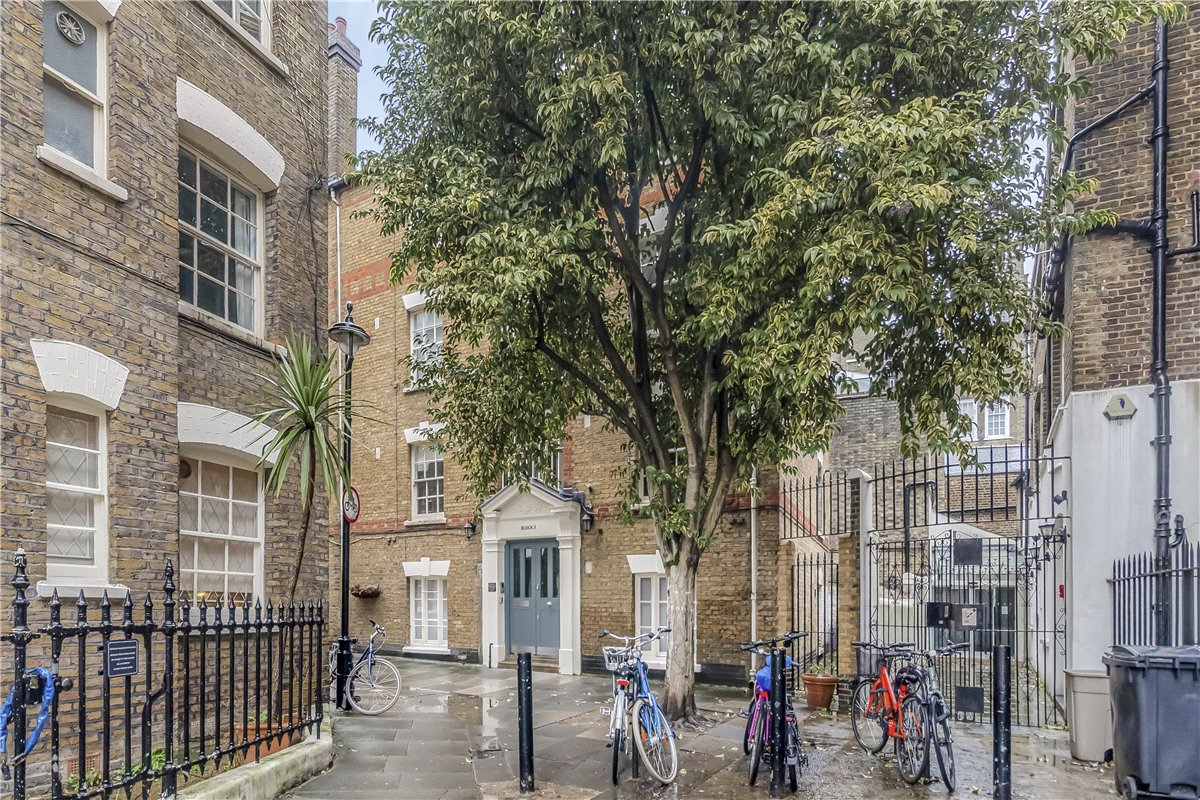 1 bedroom Flat, Block J, Ossington Buildings, W1U - Available, Image 1