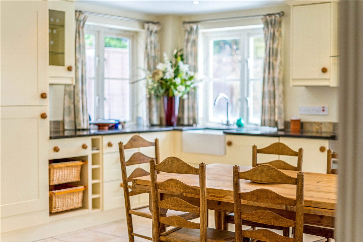 3 bedroom House, Pewsey Road, Upavon, SN9 - Available, Image 6