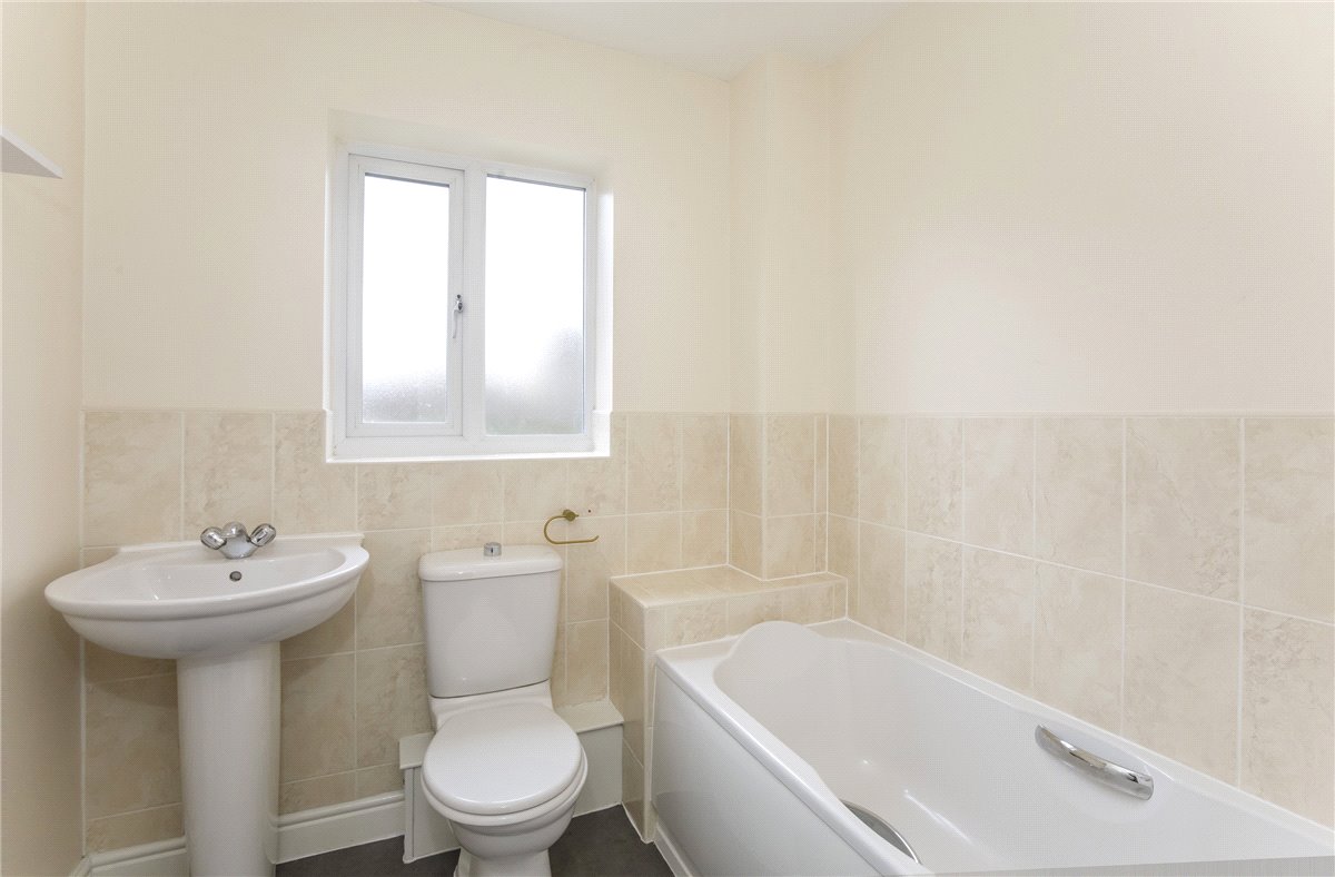 4 bedroom House, Bloomingdale Court, Woolley Grange, S75 - , Image 4