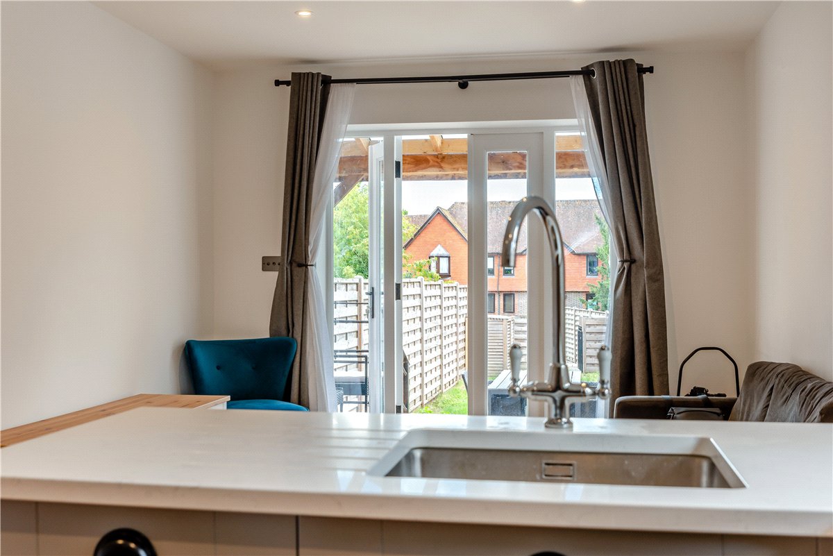 3 bedroom House, Chesil Street, Winchester, SO23 - Available, Image 5