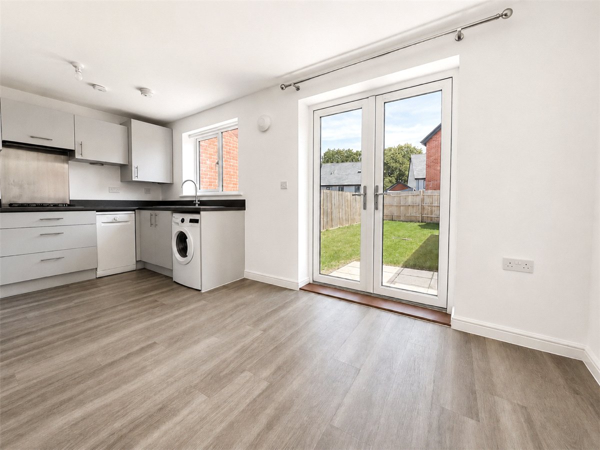 3 bedroom House, Flagpond Road, Whiteley, PO15 - Let Agreed, Image 1