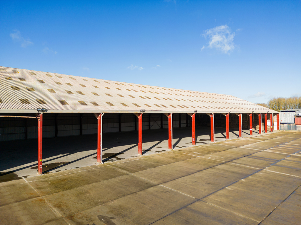 92223 Sq Ft, Thorney Mill Road, Heathrow, UB7 - Available, Image 6