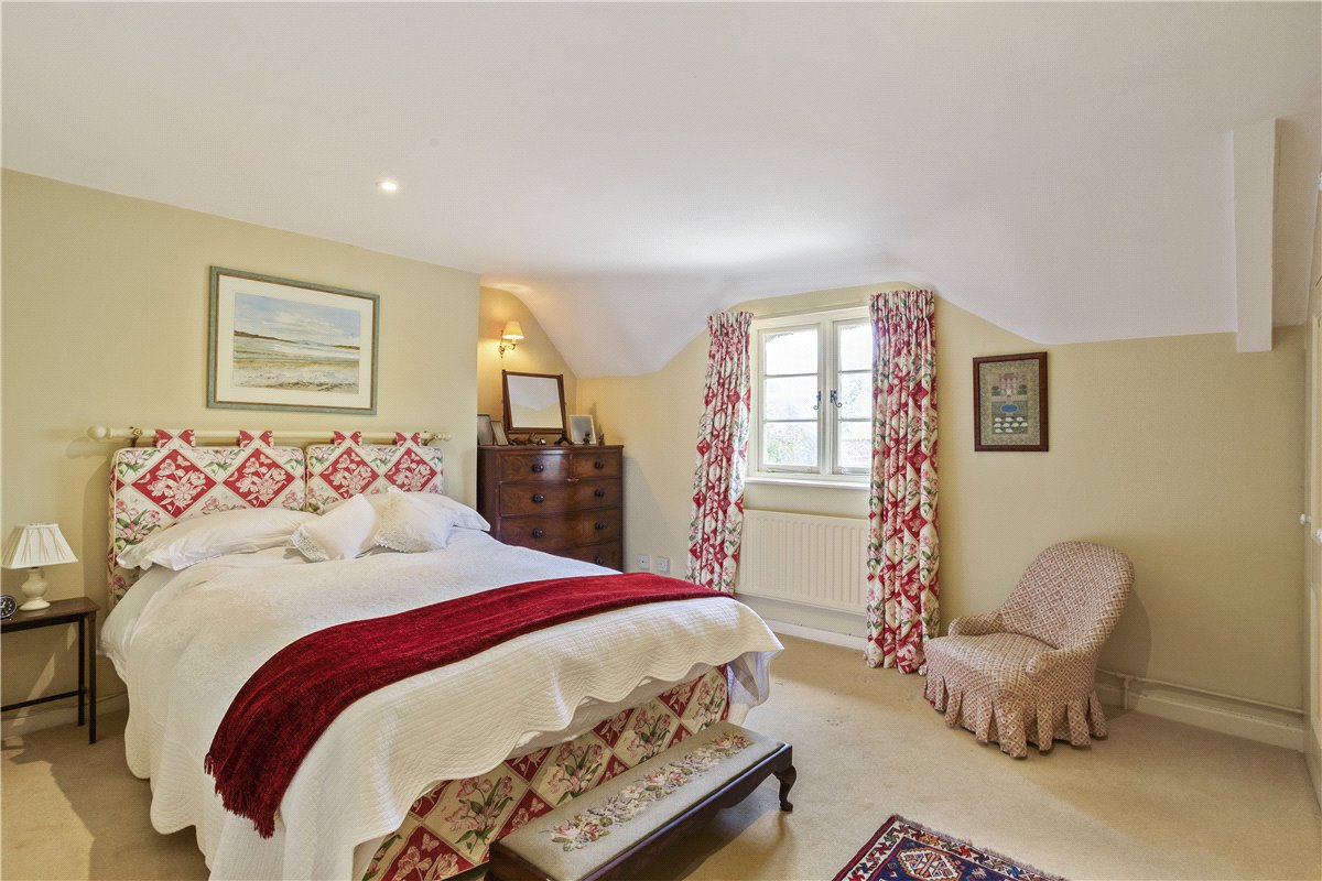 5 bedroom House, The Street, Marden, SN10 - Available, Image 12