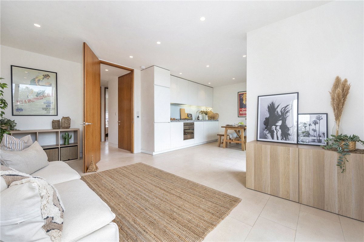 2 bedroom Flat, Latitude House, Oval Road, NW1 - Available, Image 8