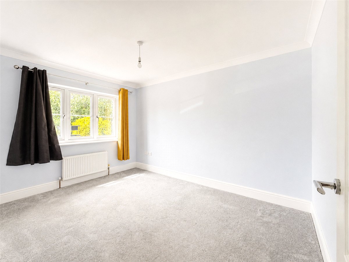 4 bedroom Bungalow, High Street, Longstanton, CB24 - Available, Image 8