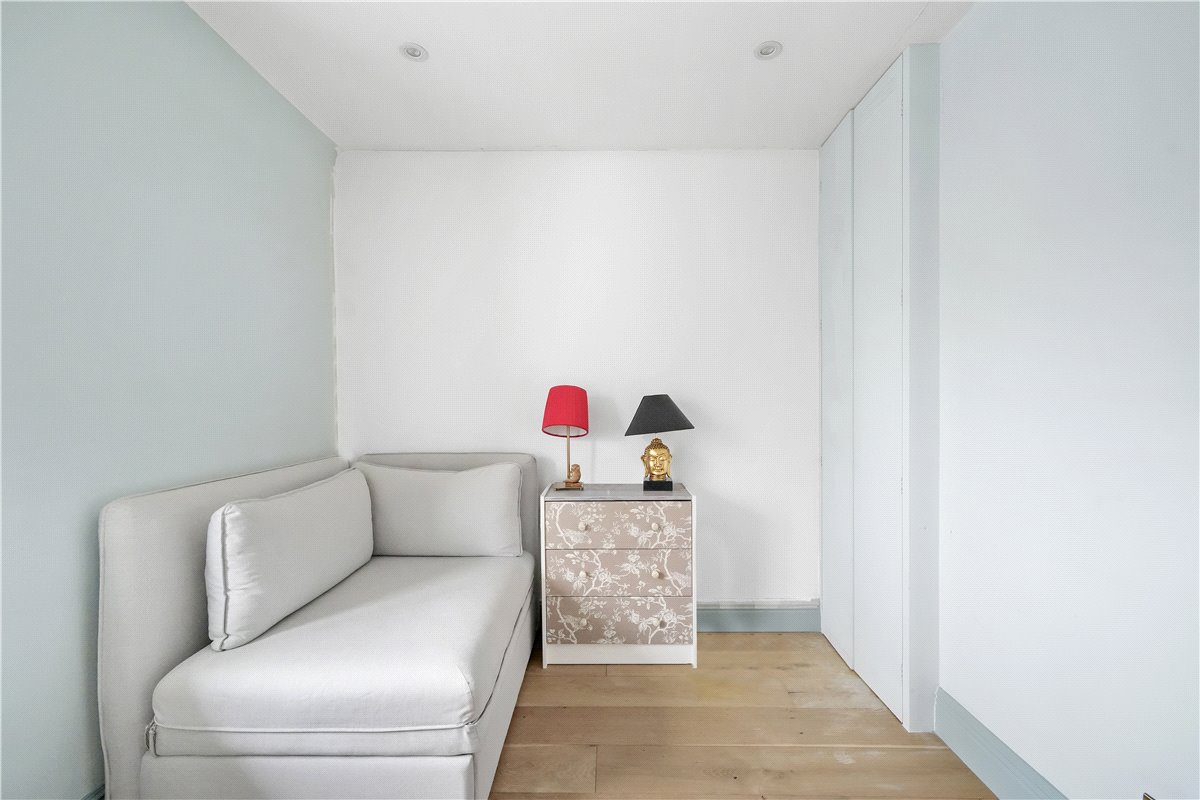 2 bedroom Flat, Ennismore Gardens, London, SW7 - Available, Image 4