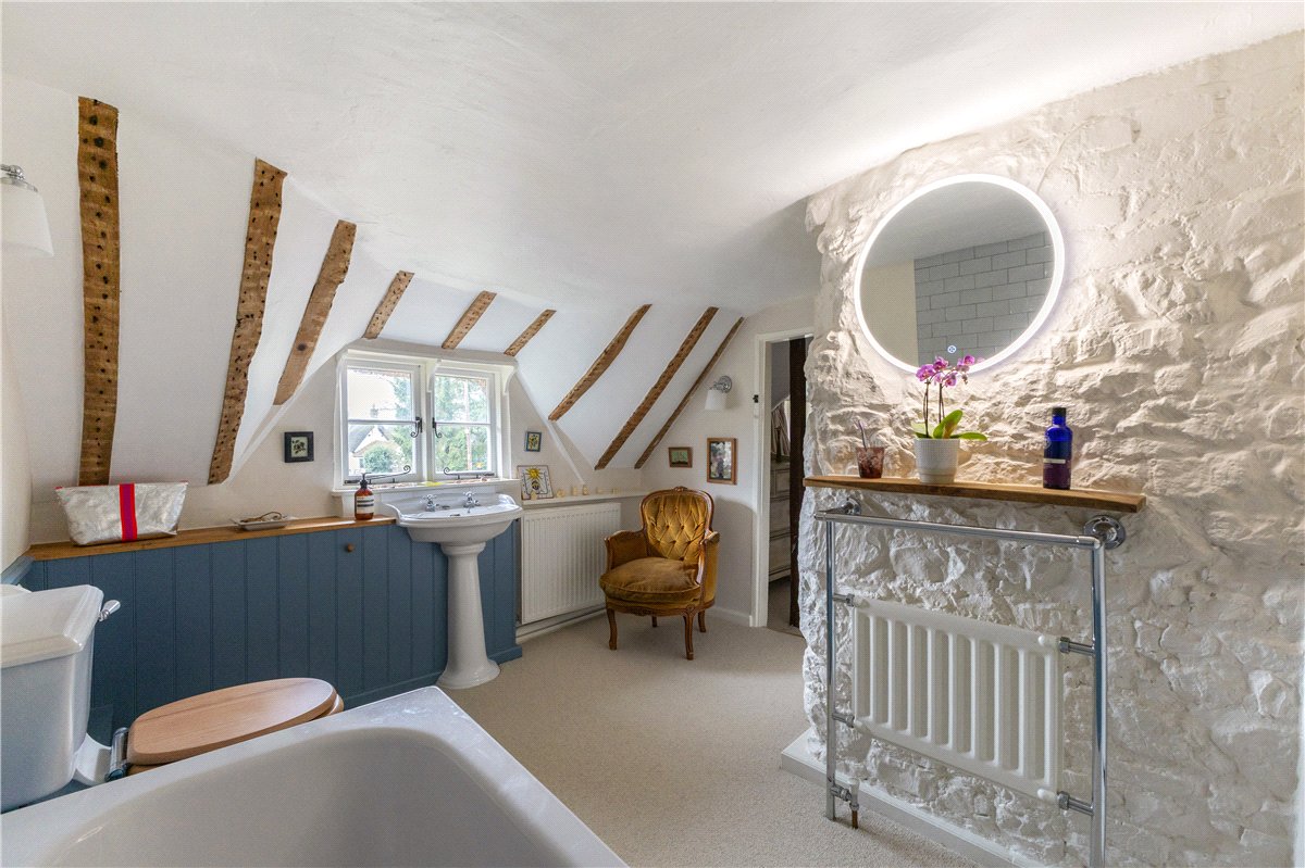4 bedroom House, Easton Royal, Pewsey, SN9 - Available, Image 10