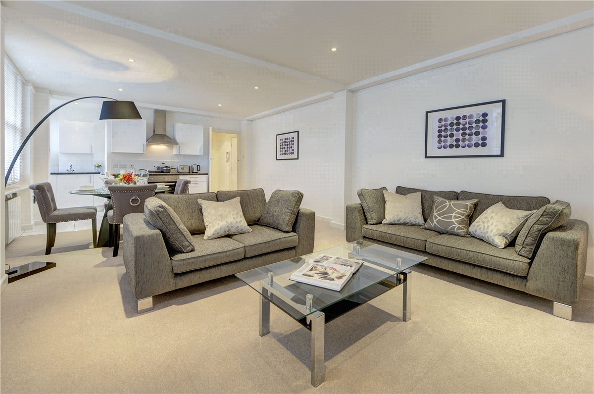 1 bedroom Flat, Hill Street, Mayfair, W1J - Available