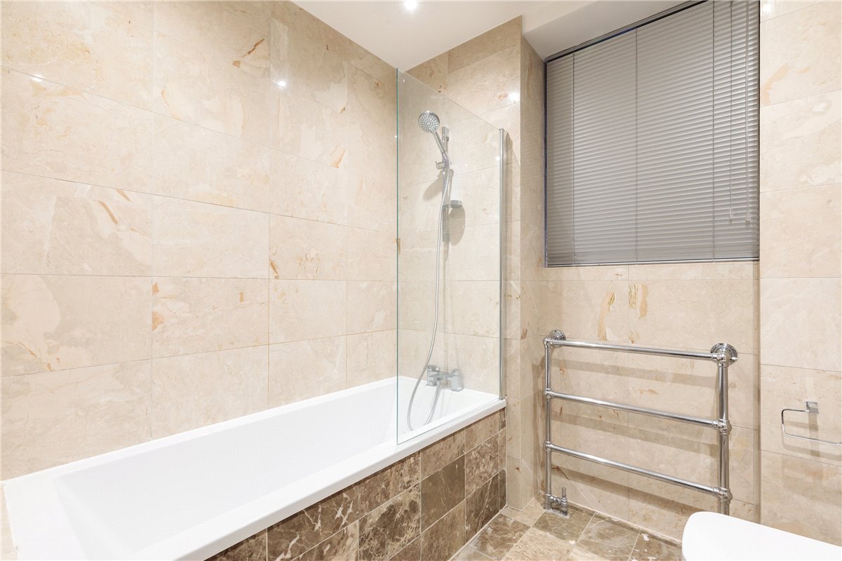 3 bedroom Flat, Seymour Place, Marylebone, W1H - Available, Image 19