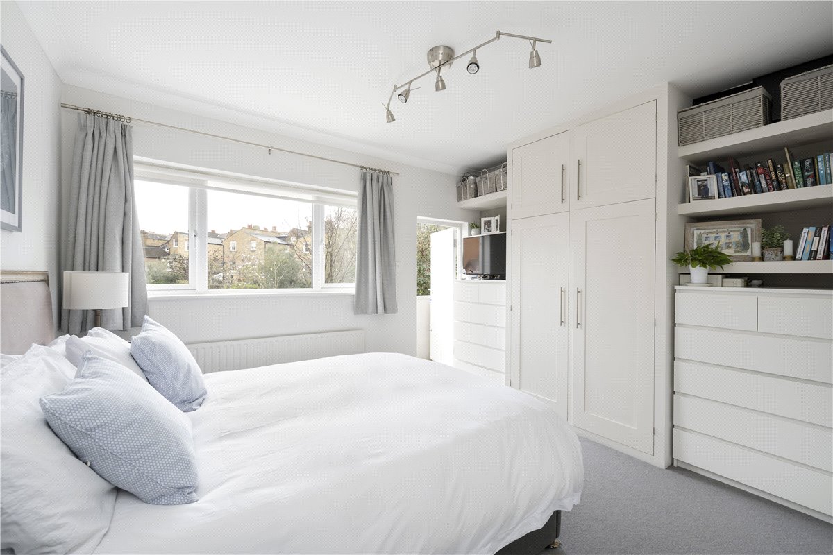 2 bedroom Flat, Balham Park Road, London, SW12 - Sold, Image 2