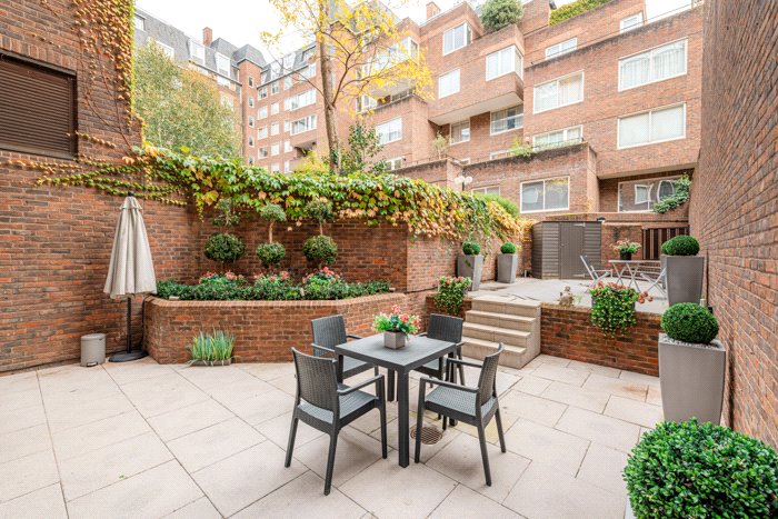 2 bedroom Maisonette, Ebury Street, Belgravia, SW1W - Let Agreed, Image 5