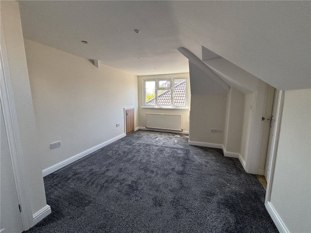 3 bedroom Bungalow, Nascot Close, Bramley, S66 - Available, Image 4