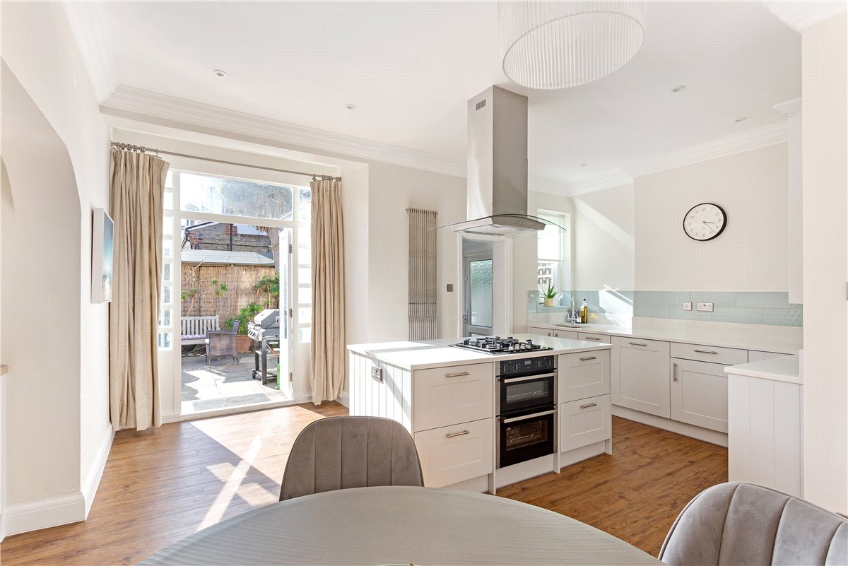 4 bedroom House, Trinity Road/Wandle Road, Wandsworth Common, SW17 - Sold