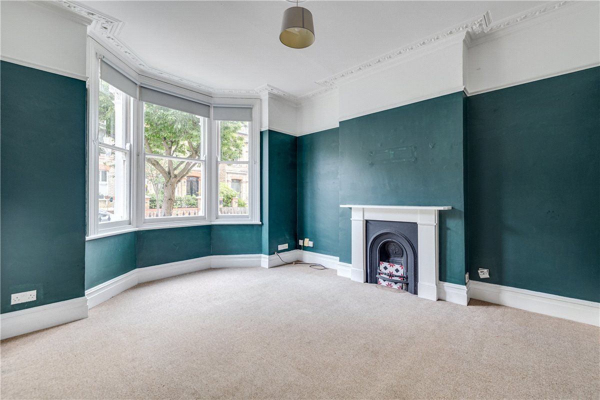 2 bedroom Flat, Cromford Road, London, SW18 - Sold, Image 2