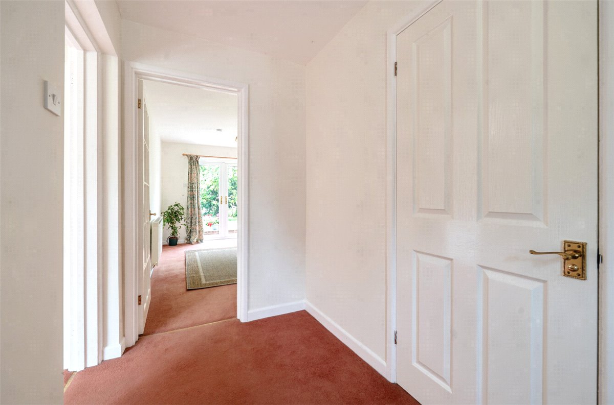 3 bedroom House, Yatesbury, Calne, SN11 - Available, Image 7