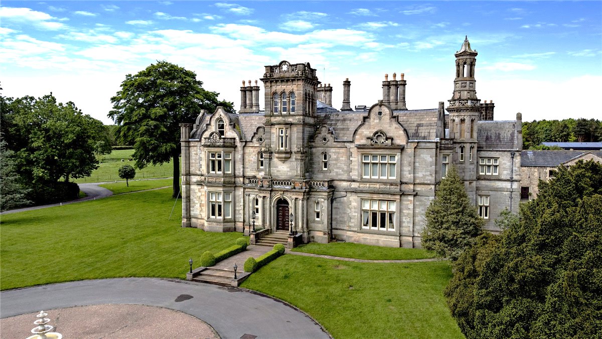 2 bedroom Flat, Moor Park, Beckwithshaw, HG3 - Available